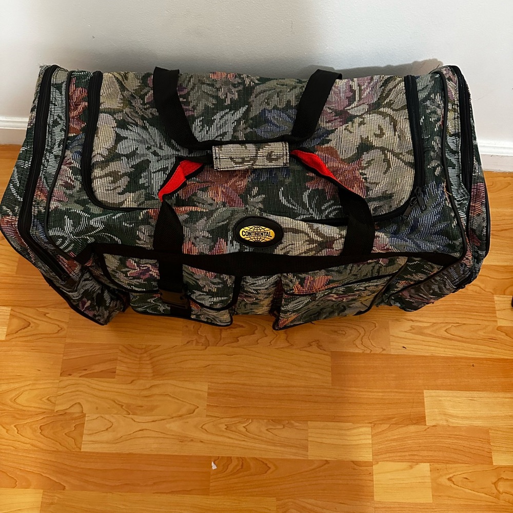 duffel bag size large